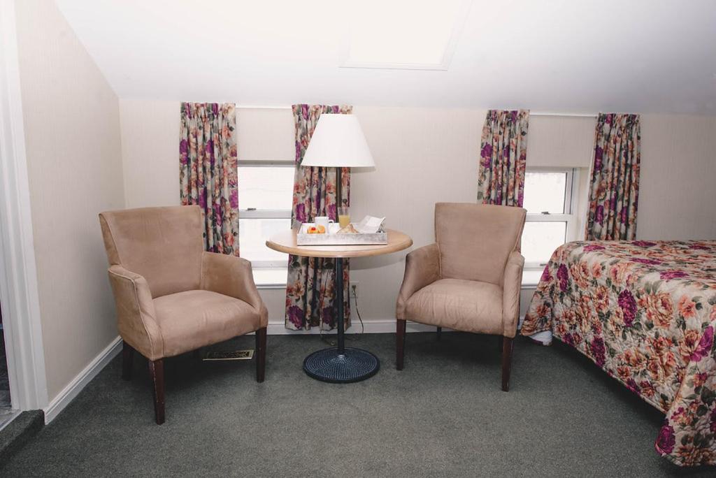 The Queen'S Inn Kingston Luaran gambar